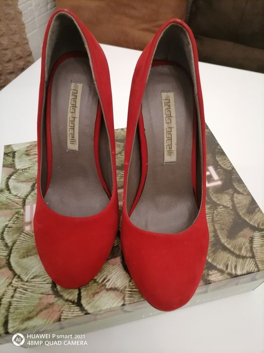 Официални дамски обувки