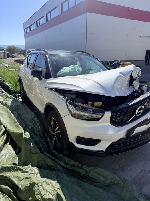 Vand Volvo xc40 2020/10 avariat