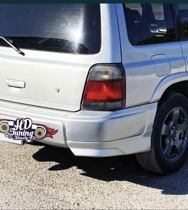 Накладки на задний бампер Subaru forester sf