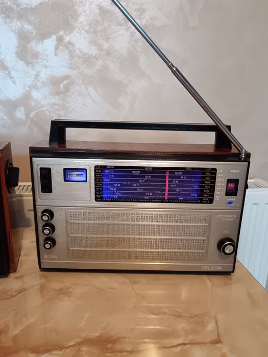 Radio Selena B211 ,Selena B216,VEF221…toate cu fm 88_108Mhz(RECONDITIONATE)
