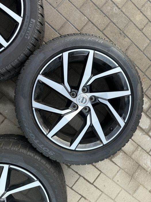 Jante 5x108 Volvo V60 v90 Xc60 Xc90 originale 235 45 18 pirelli iarna