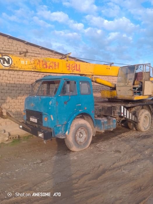 Maz avtokran sotiladi