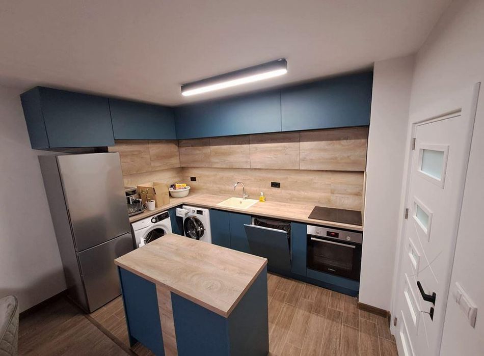 Дава се под наем Двустаен апартамент в Пловдив, Остромила - 66 кв.м за 598.23 € - Снимка #1