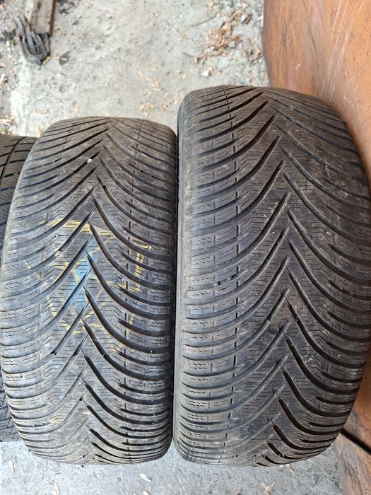 Продам шины 235/50/18
