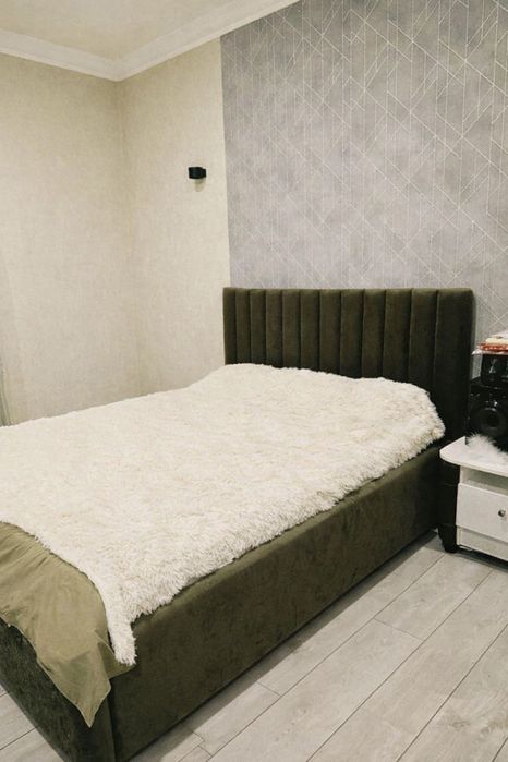 Спальная кровать