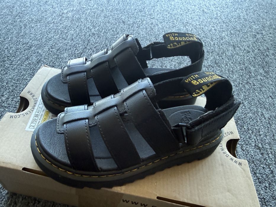 Dr Martens сандали