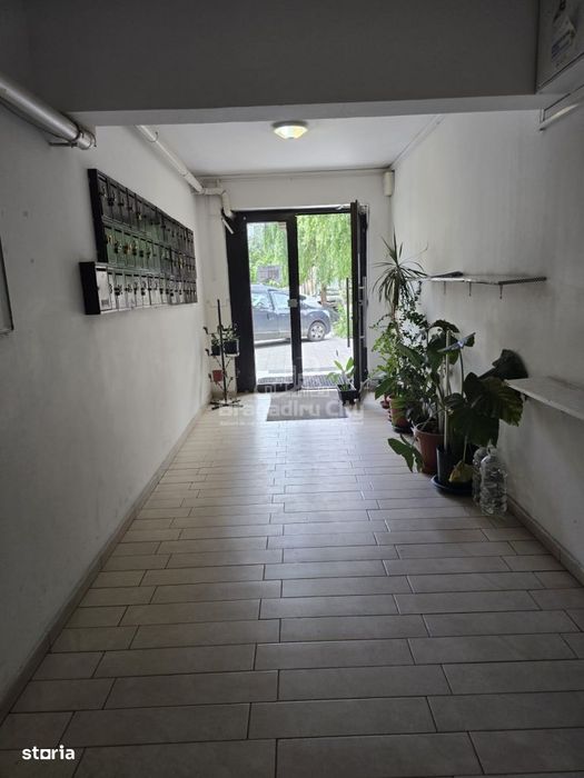 Ap 2 cam et 3 Monumentului liber pt inchiriat
