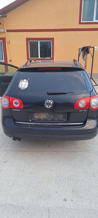 Vând haion spate vw Passat B6 an 2010 break cod culoare LC9X
