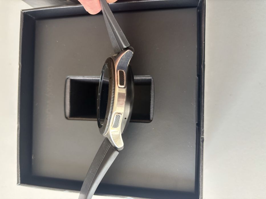 Samsung Galaxy watch Като НОВ
