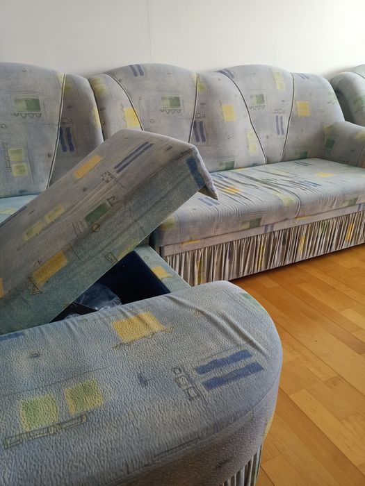 Продам мягкий уголок