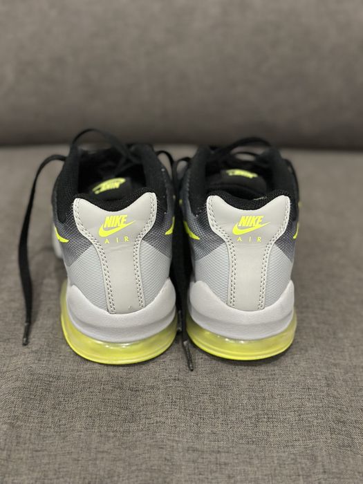 Маратонки Nike air max invigor 37,5 н.