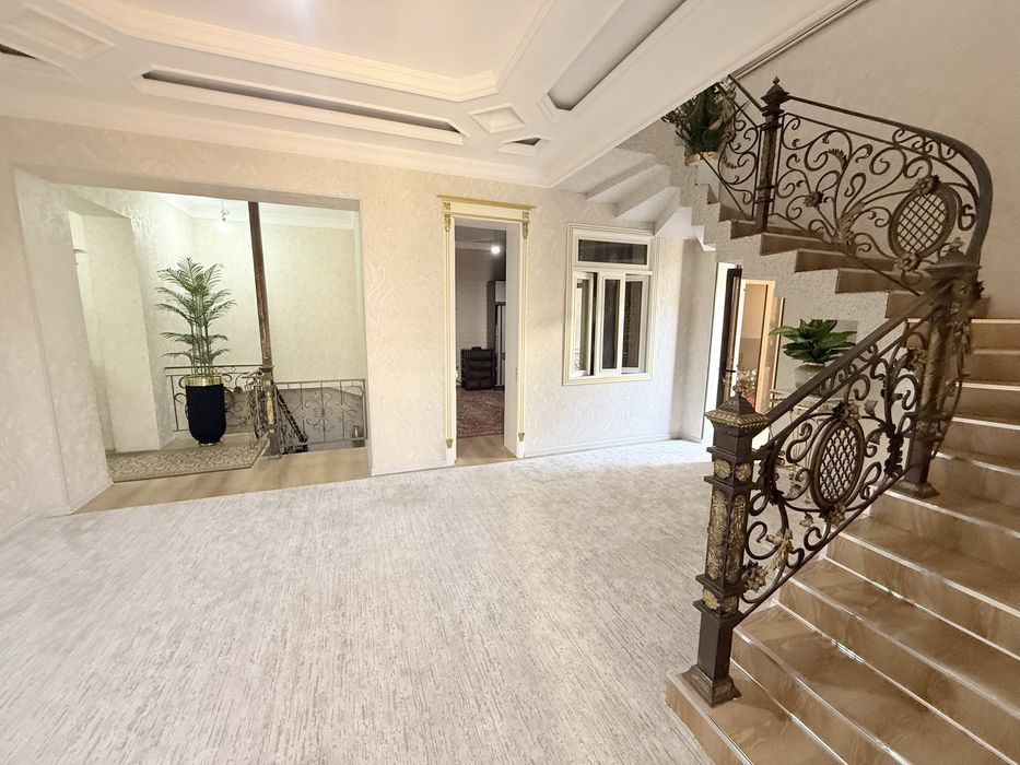 Продается участок 4,4 сотки с домом 270квМ Катта Кани Учтепа