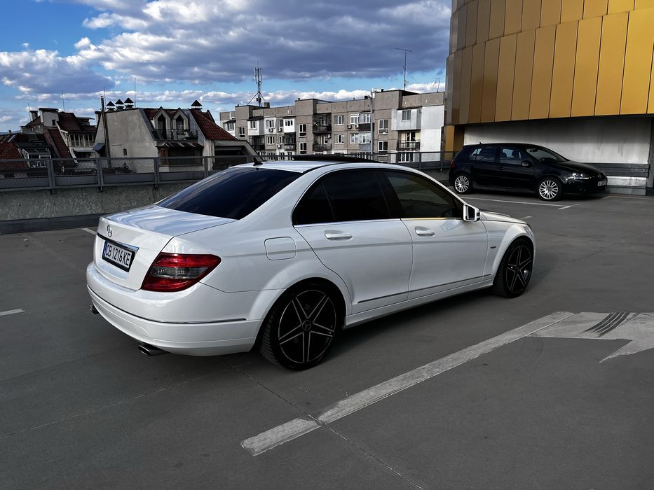 Mercedes Benz C230