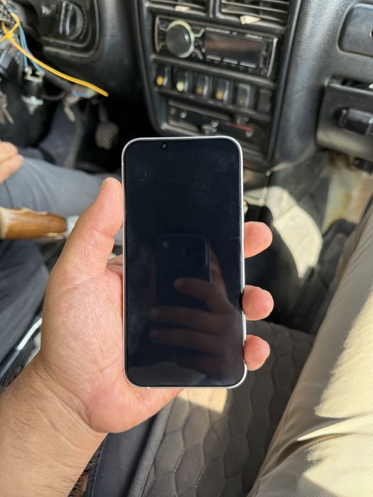 Продам IPhone 13 256гб без ремонта