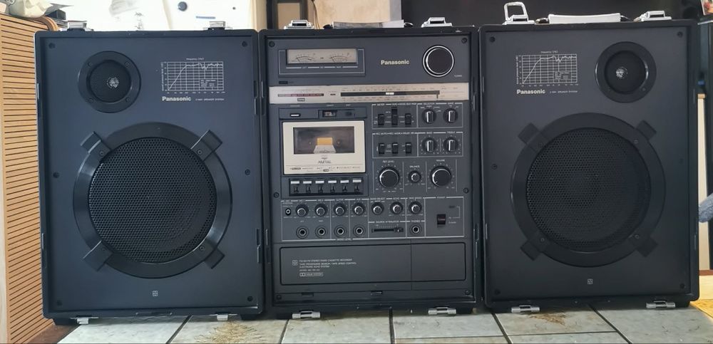 радиокасетофон Panasonic RX-A2.
