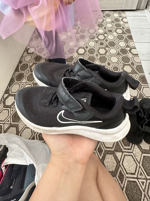 Nike кроссовки 28 размер