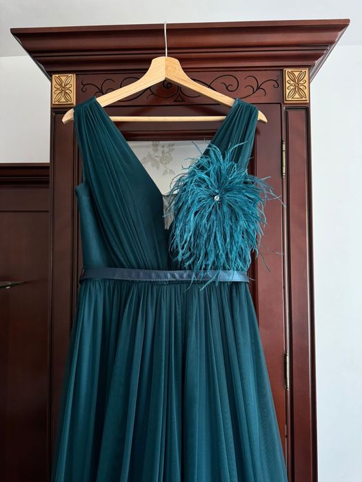 Rochie deosebita, rochie de nașă, soacră, accesoriu fulgi