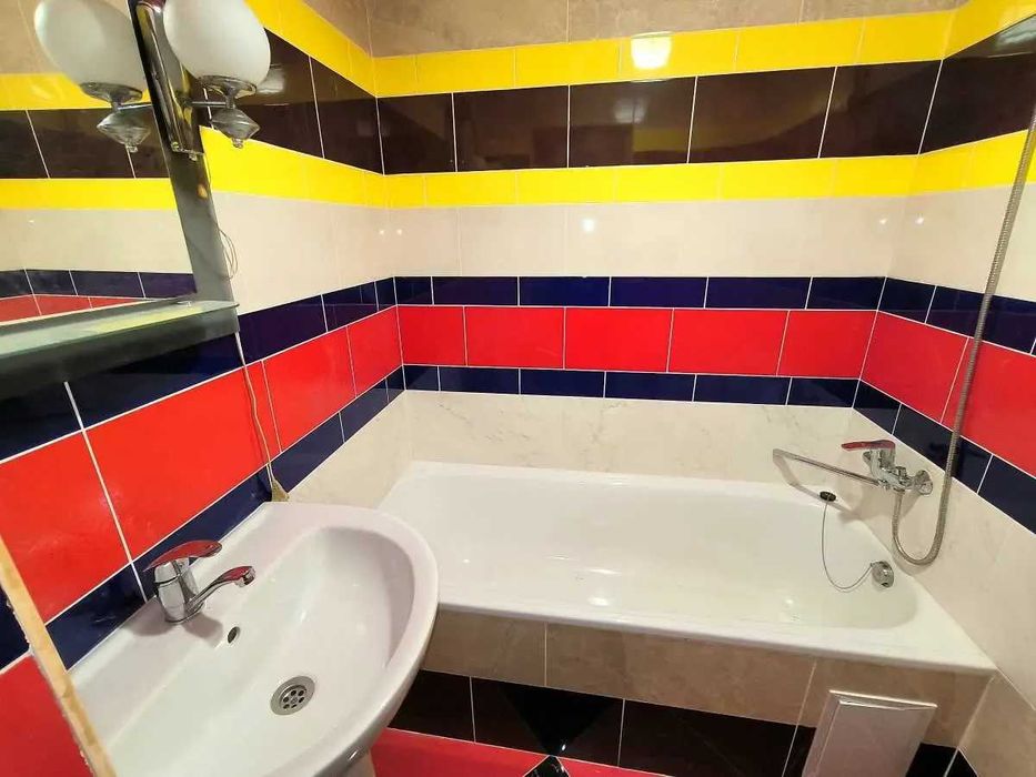 Дава се под наем Едностаен апартамент в София, Център - 45 кв.м за 341.7 € - Снимка #2