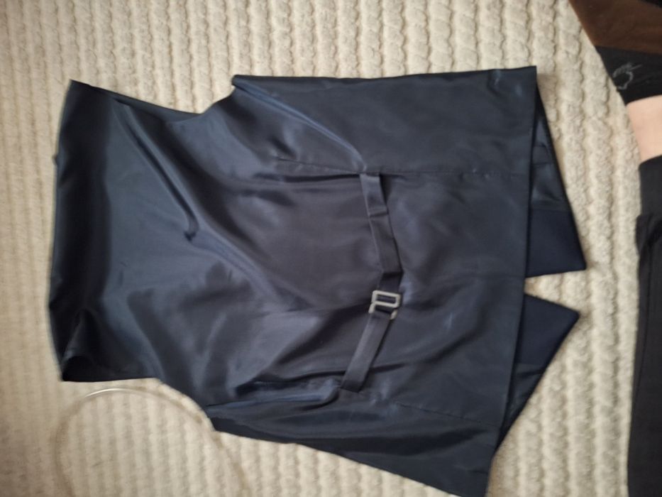 Costum elegant barbati