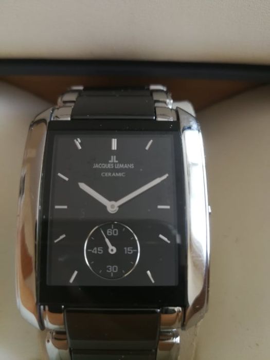 продавам часовник JACQUES LEMANS (GENEVE)