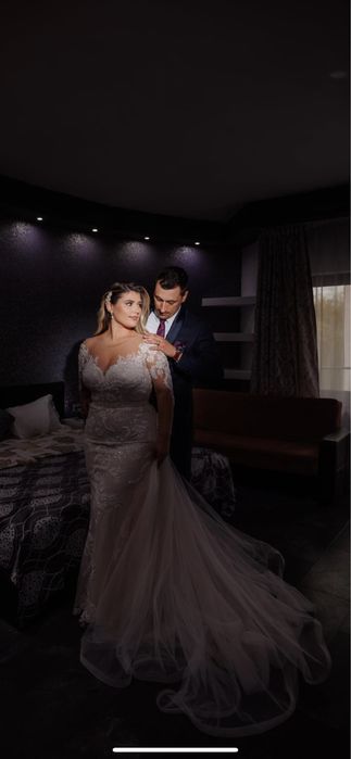 Urgent Vand rochie sirena!!