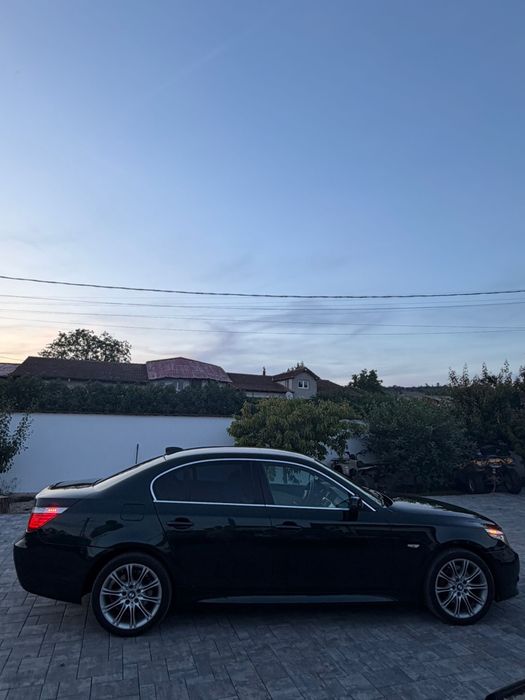 BMW 5 Series 2009 — imagine 2