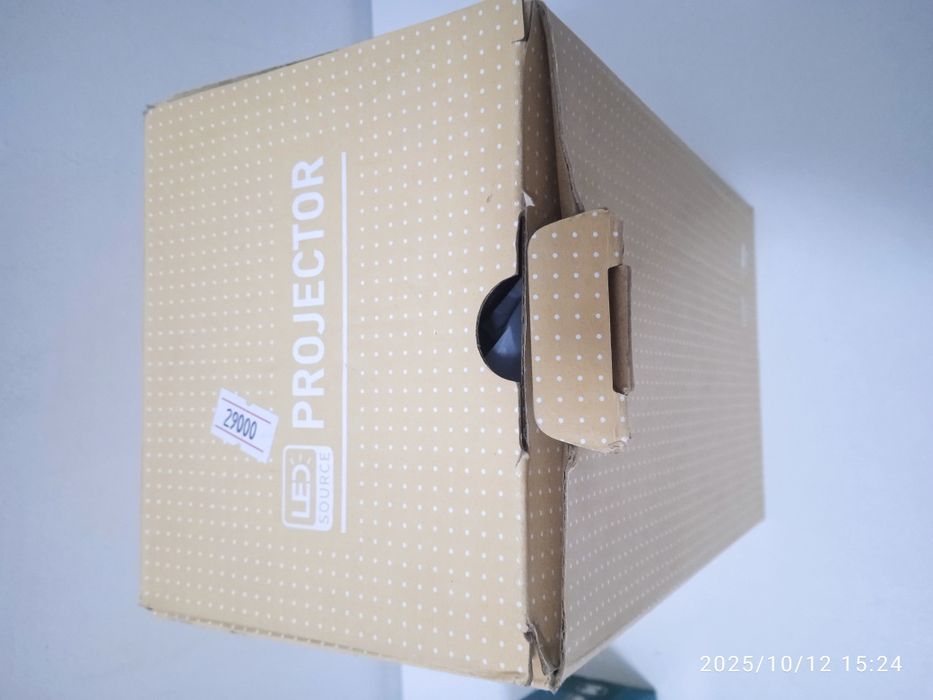 Продам новый проэктор