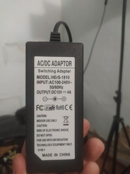 Продам Лед Лампу новую