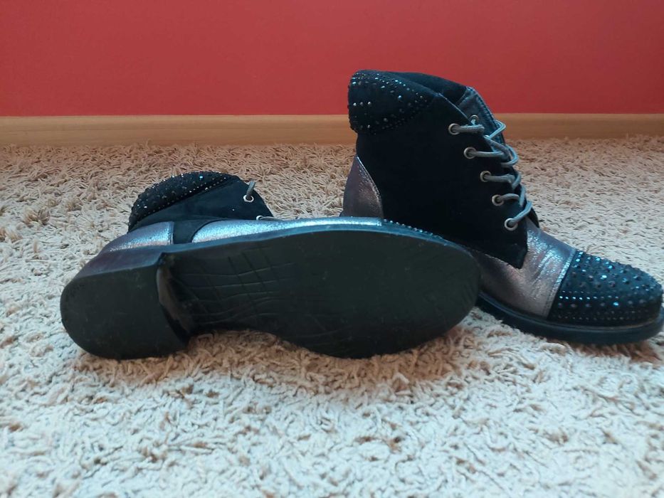 Botine damă cu sireturi