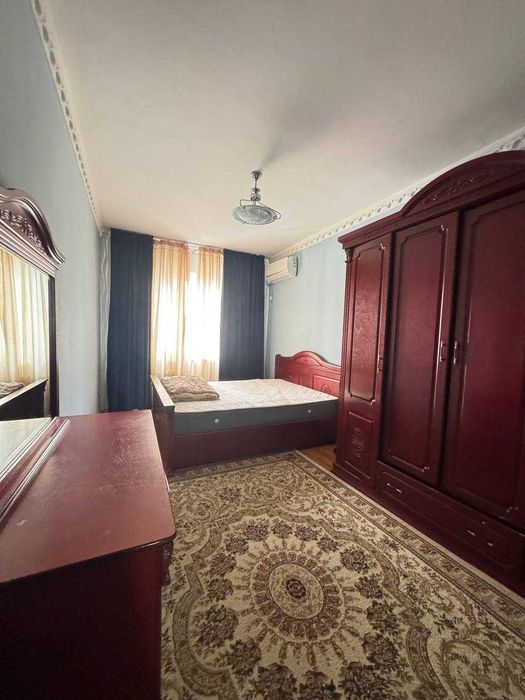 Юнусобод 4 кварталда 4 хоналик уй ижарага берилади