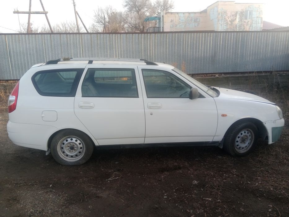 Приора универсал 2012 год.