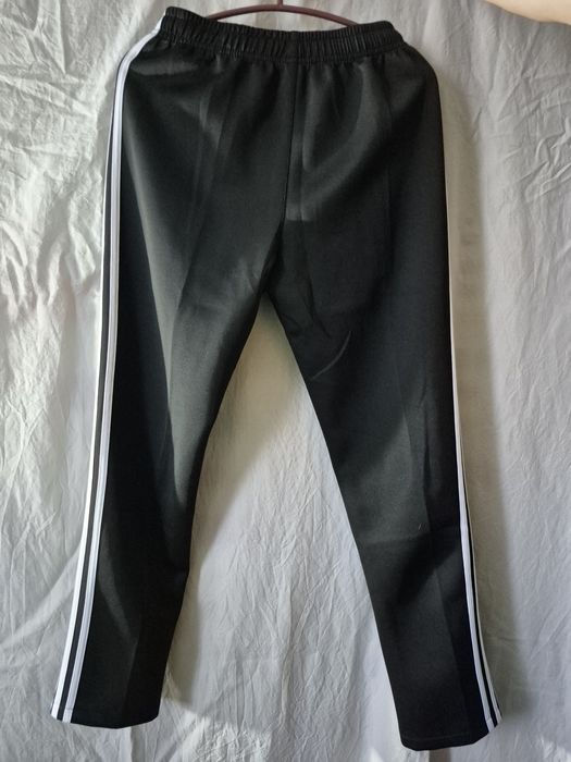 Adidas екип нов.