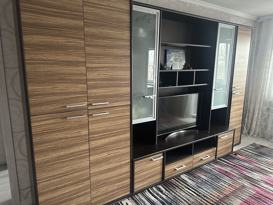 Стенка мебельная со шкафом