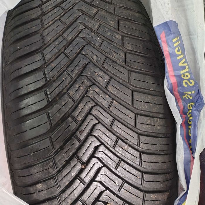 4 anvelope Continental all season 235/60/R18