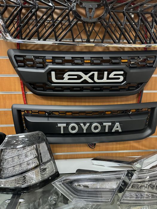 Фары Toyota 4Runner