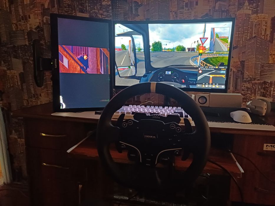 Moza R5 Bundle — Direct Drive база, руль и 2 педали