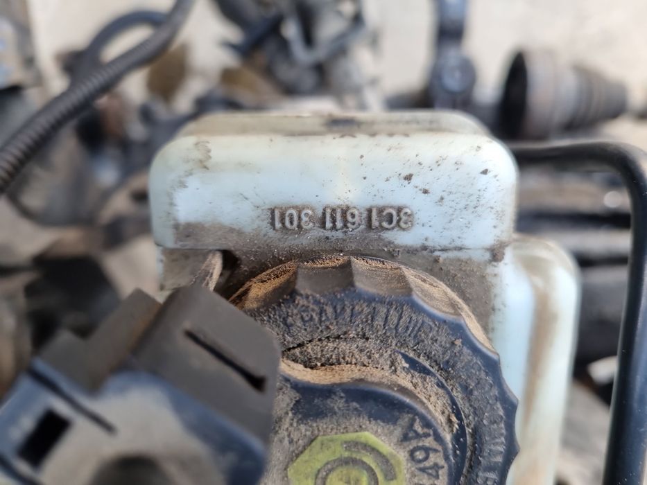 Vas lichid frana Volkswagen Passat B6 Variant (3C5) [Fabr 2005-2010] 3