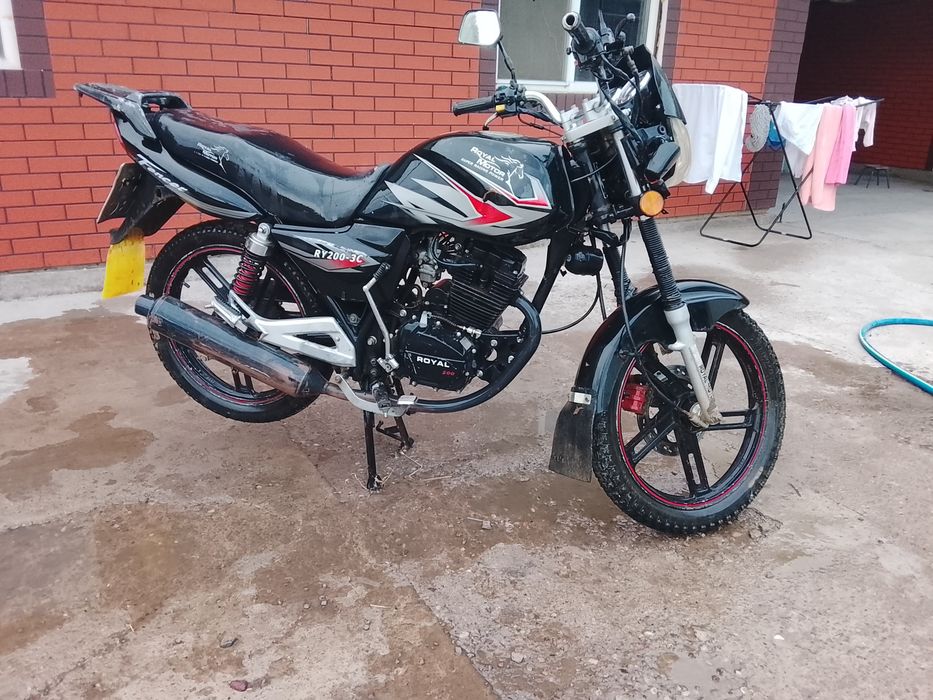Мотоцикл 200 куб