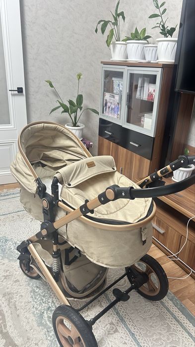 Продам коляску 2 в 1 Belecoo