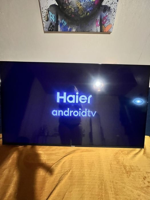 Продаёться Телевизор Haier большой