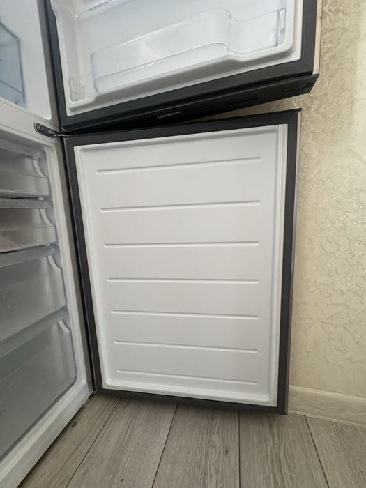 холодилник Haier