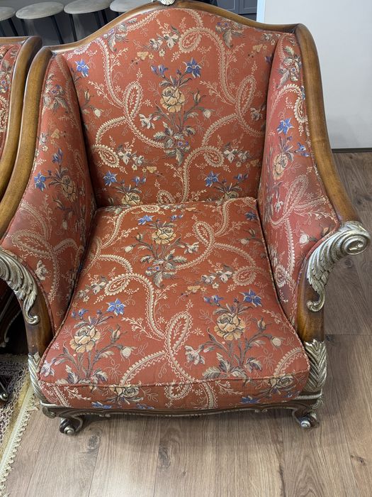 Диван с креслами