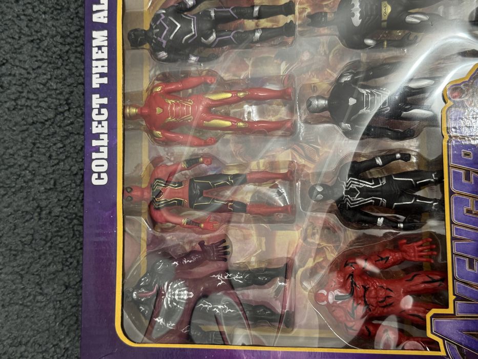 Продам коллекцию фигурок Marvel Игрушек Человек-паук