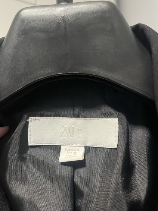 Черно сако zara.
