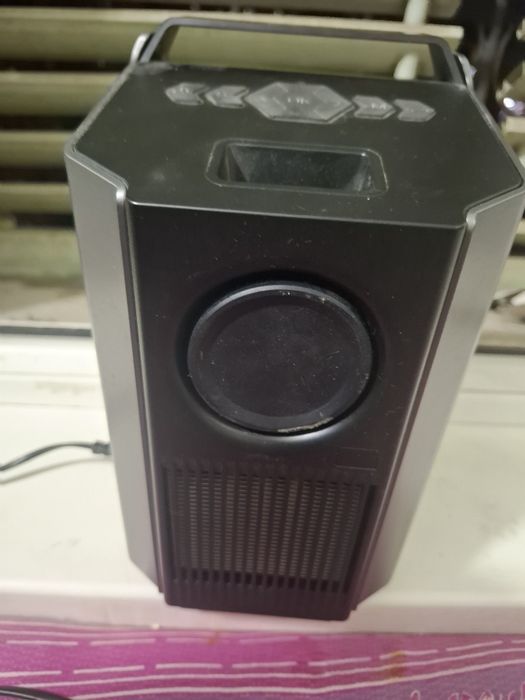 1080P HD Projecror ( Multimedia, Home Theater )