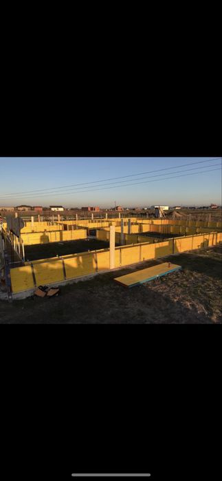 Constructii case