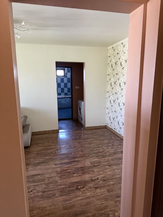 Vand apartament 2 camere piata mare