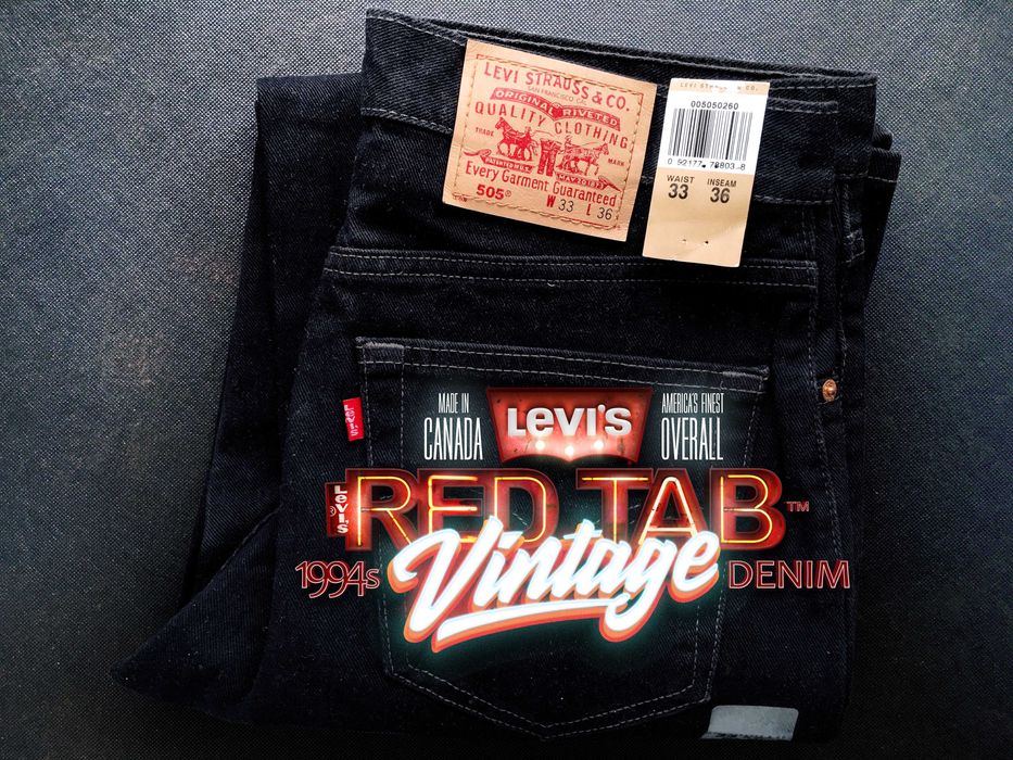 VINTAGE 1994 Made in Canada LEVI'S® 505® Straight Cut Jeans — W33 L36