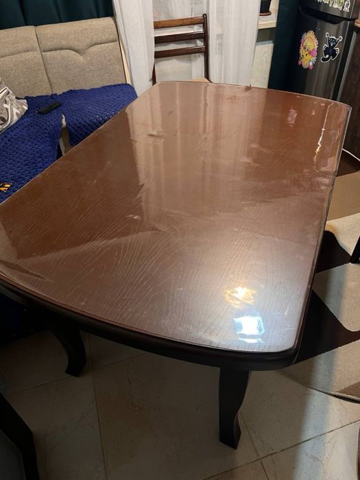 Продам стол деревянный