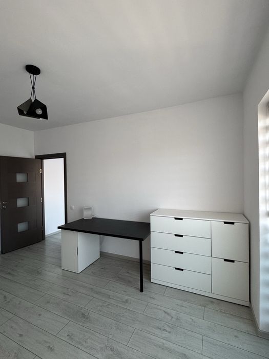 Închiriez apartament 3 camere – Dambu Rotund, zona Lidl, mobilat și utilat